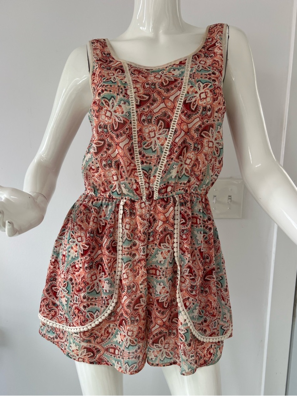 Paisley  Romper jumpsuit Zoe&Rose  size XS